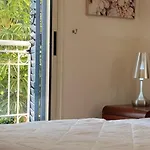 Latchi Bay Evergreen Villa *