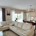 Latchi Bay Evergreen Βίλα *