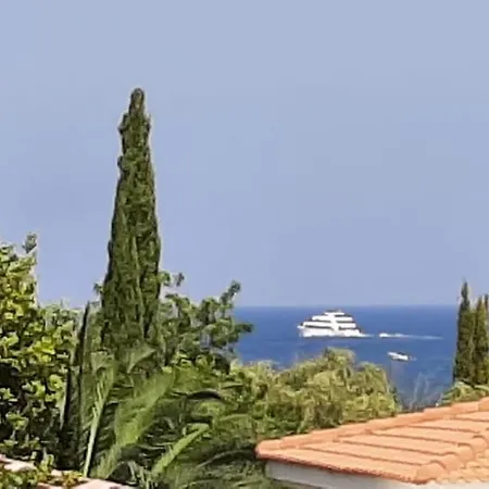 Villa Latchi Bay Evergreen Neo Chorio