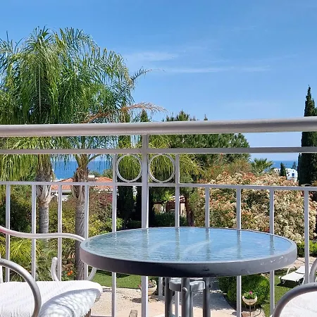 Villa Latchi Bay Evergreen *