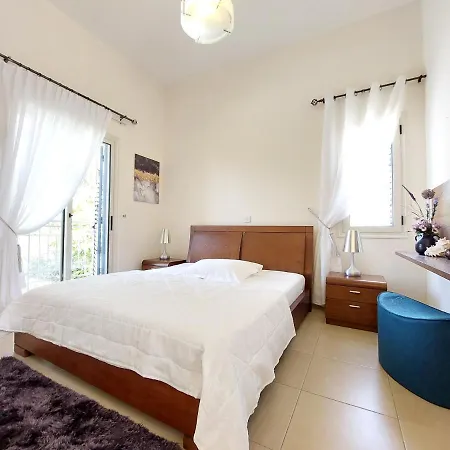Latchi Bay Evergreen Villa Neo Chorio