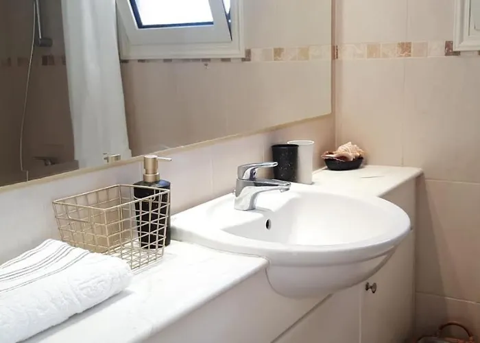 Latchi Bay Evergreen Villa